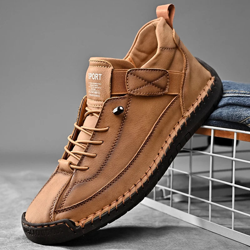 Handmade Leather Men Shoes Casual Slip on Loafers Breathable Leather Shoes Men Flats Fashion Moccasins Tooling Shoes plus Size